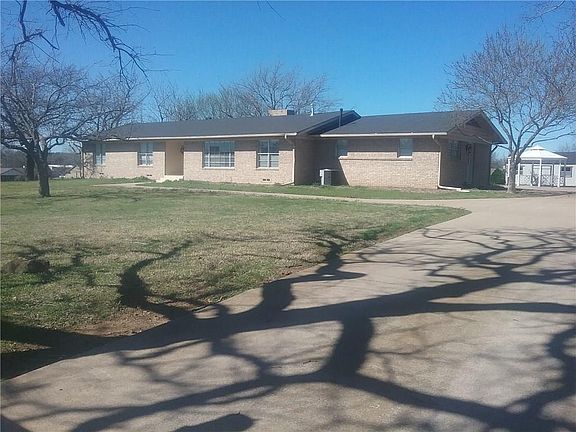 2nd image of 5202 Knight Dr