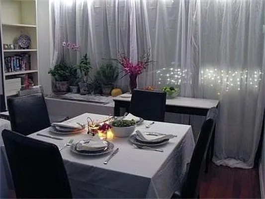 Rented by R New York | media 9