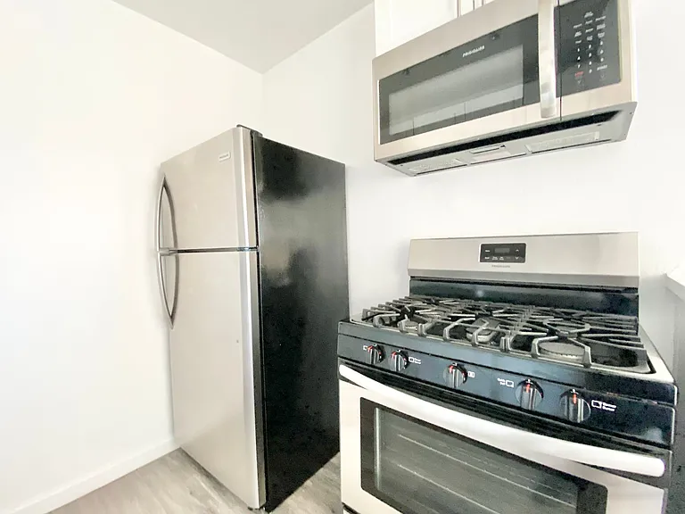 Caribbean Normandie Apartments — Photo 19
