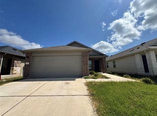 11820 Rush Ln, Elgin, TX 78621