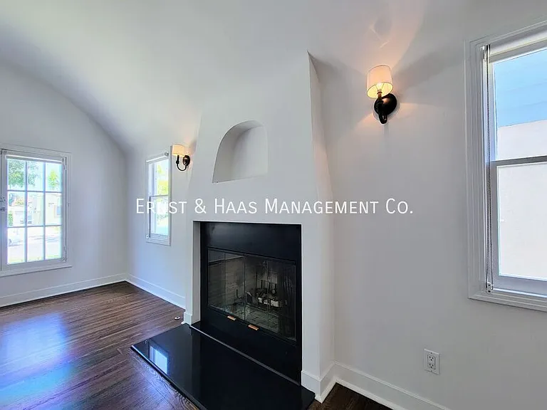 2227 Camden Ave — Photo 7