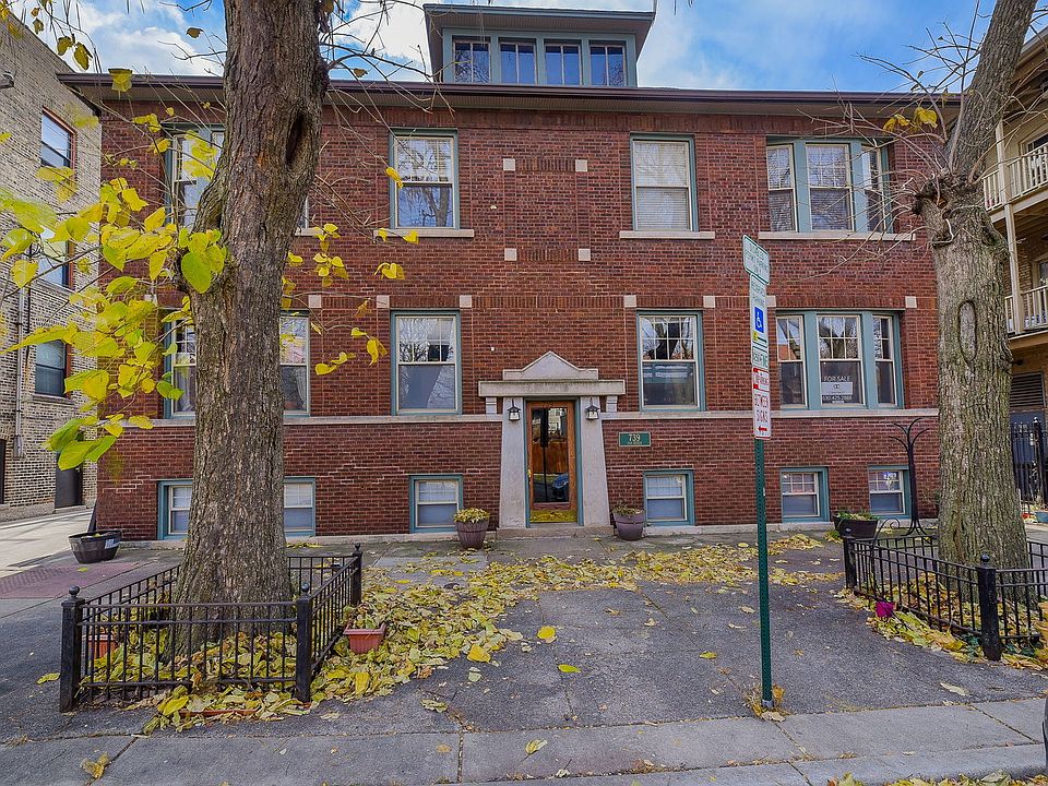 1st image of 739 Van Buren St APT 1W