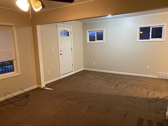 5th image of 497 Hinman Ave #2