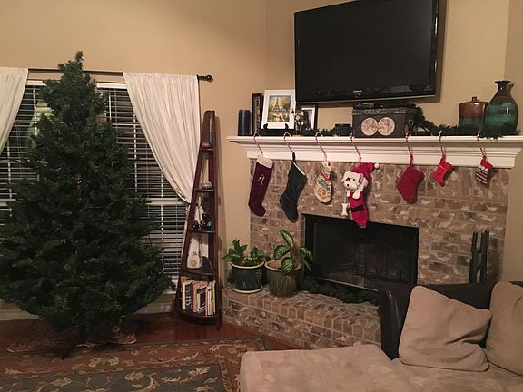 5th image of 1403 Dayton Ct
