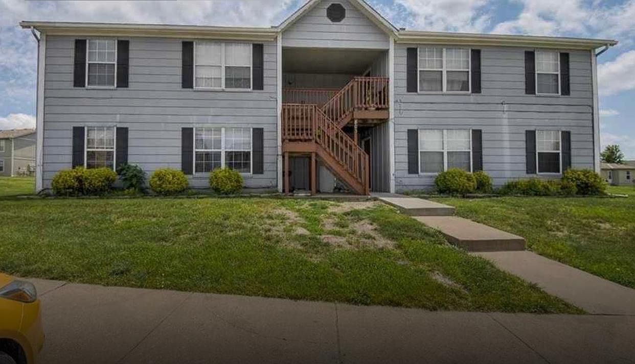 803 Saddlewood St APT C, Gardner, KS 66030 Zillow