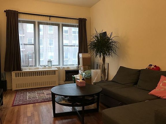 4th image of 439 E 84th St APT 4C