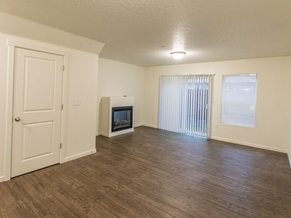 4000 NE 109th Ave UNIT 32