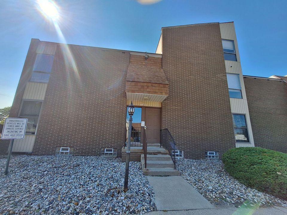 1st image of 29 Dickinson St Unit D