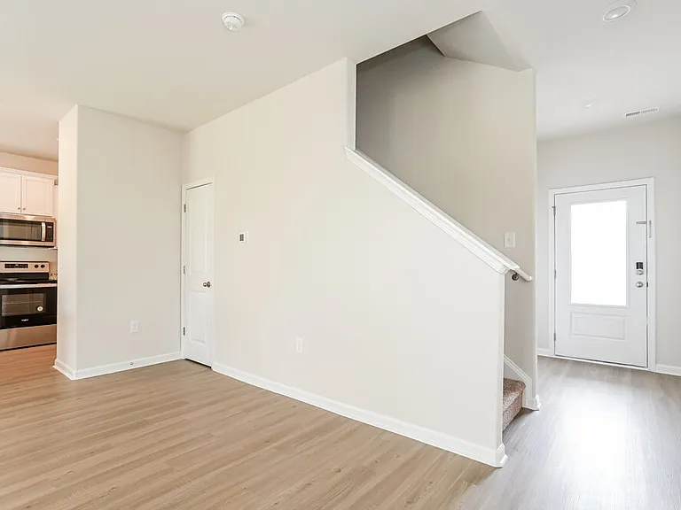 8014 Moose Creek Dr — Photo 4
