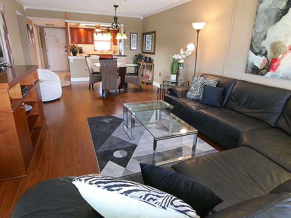 4th image of 1270 Gulf Blvd APT 2003