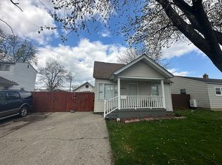 8245 Meadow Ave, Warren, MI