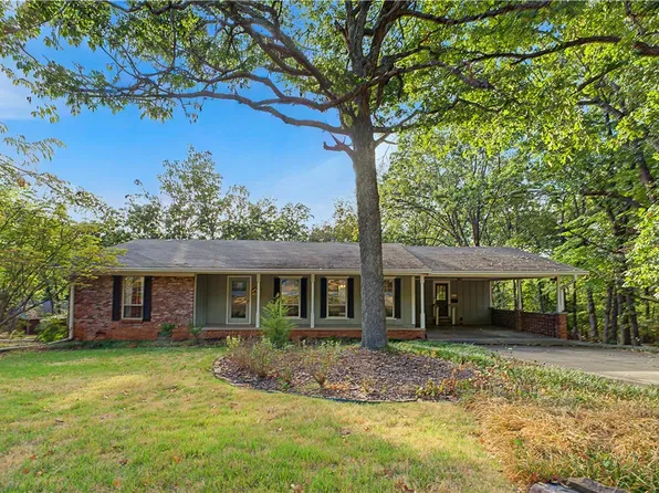 1602 E Hope St, Fayetteville, AR 72701