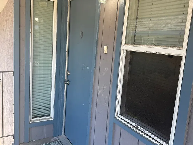 409 Taylor St #1-8 — Photo 2
