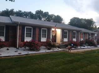 213 Hill St, Estill Springs, TN 37330