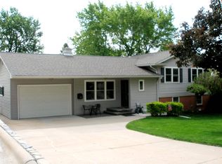 3403 4th Ave, Kearney, NE 68845