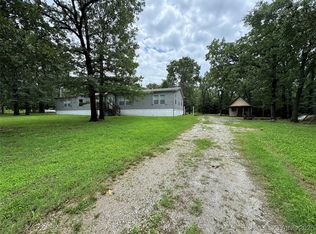 13584 Big Oak Ln, Mounds, OK 74047