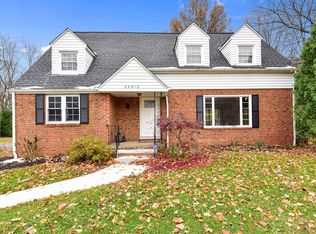 25912 Highland Rd, Richmond Heights, OH 44143