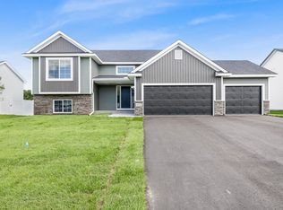 18545 Salem St NW, Elk River, MN 55330