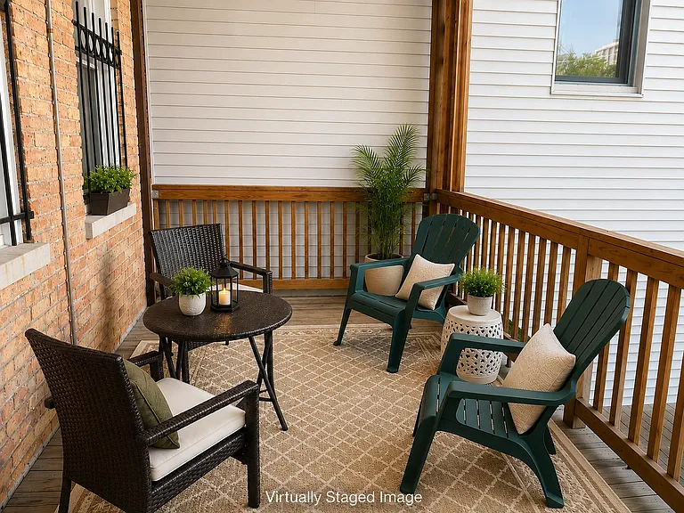 1923 N Sedgwick St #1R — Photo 15