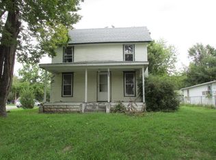 526 N 8th St, Arkansas City, KS 67005