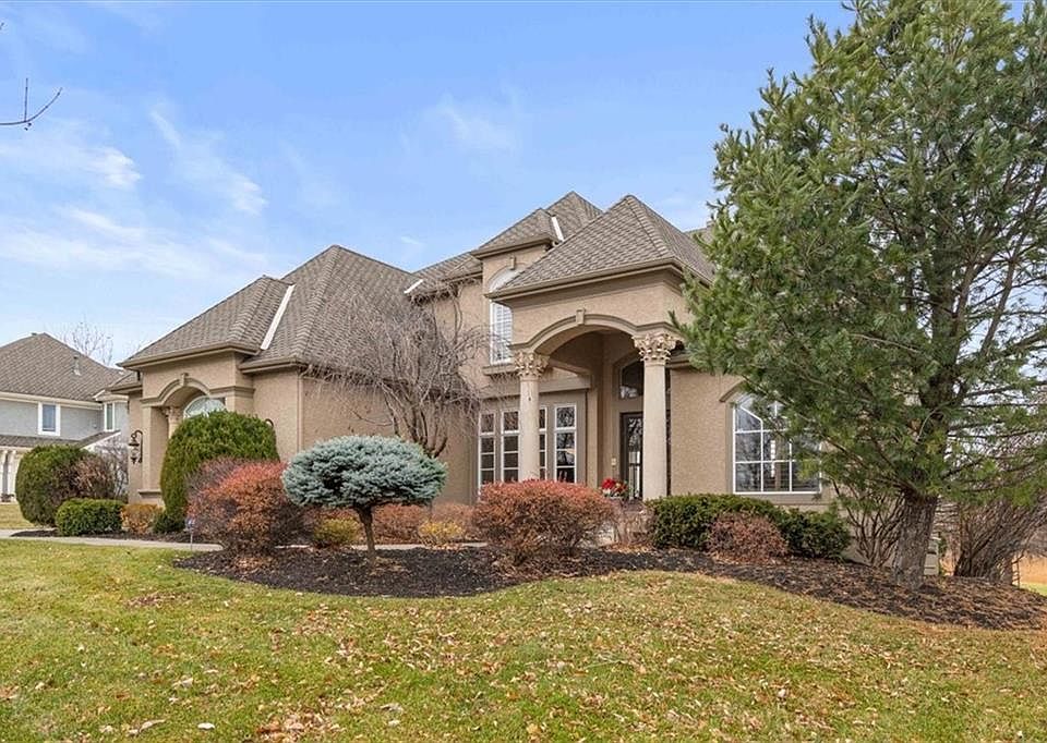 13852 Horton Dr, Overland Park, KS 66223 MLS 2412348 Zillow