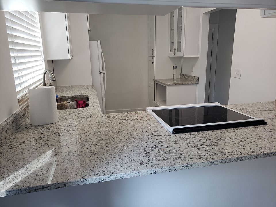 New kitchen with granite counters