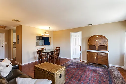 420 Jefferson St #4A Photo 1