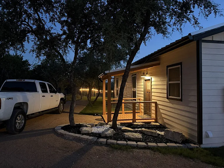 1130 Circle Acres Acres #A — Photo 38