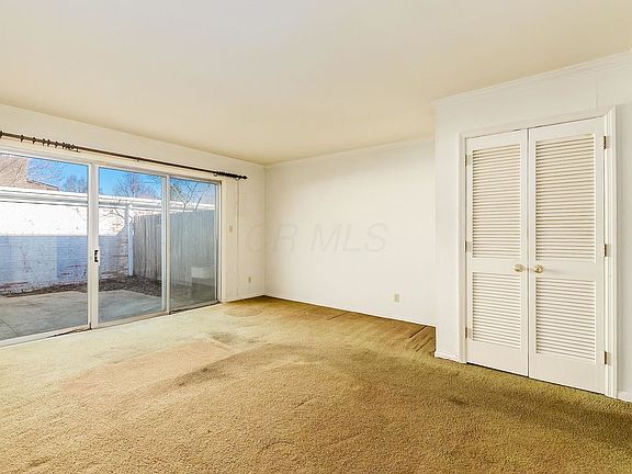 3rd image of 2866 Chateau Cir
