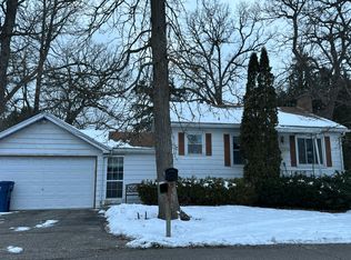 33016 N Sears Blvd, Grayslake, IL 60030