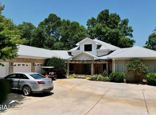 1381 Yacht Club Rd, Hartwell, GA 30643