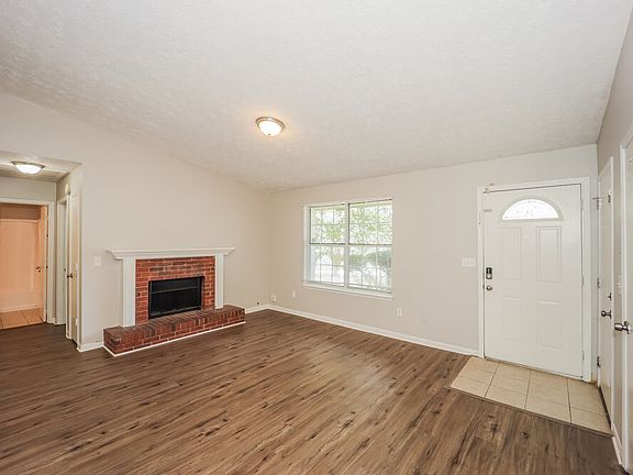 4th image of 10299 Wisteria Ln