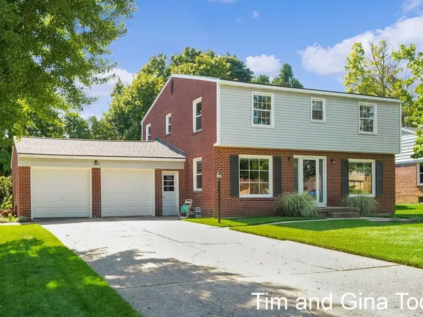 1854 Millbrook St SE, Grand Rapids, MI 49508