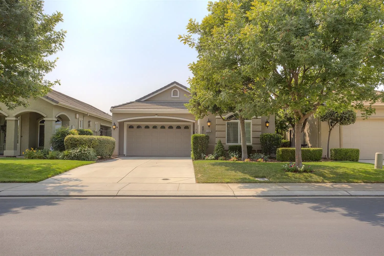 2461 Cypress Point Dr photo 1