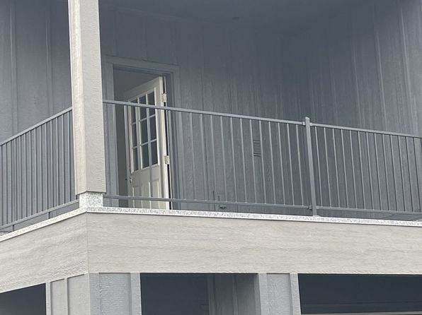 21 E H St #1-D
