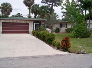 713 SE Alamanda Way, Stuart, FL 34996