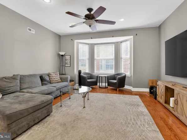 1017 S Dorrance St, Philadelphia, PA 19146