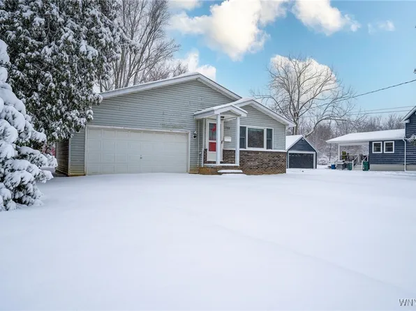 1788 Ruie Rd, North Tonawanda, NY 14120