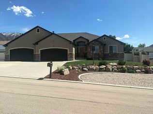 44 E Magellan Ln, Elk Ridge, UT 84651