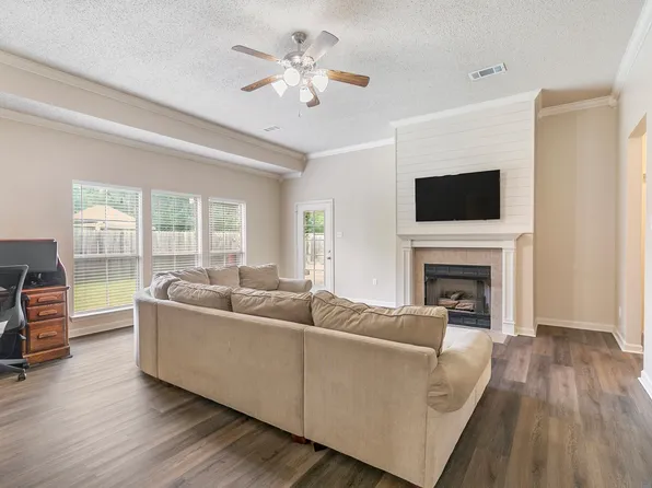 43193 Sycamore Bend Ave, Gonzales, LA 70737
