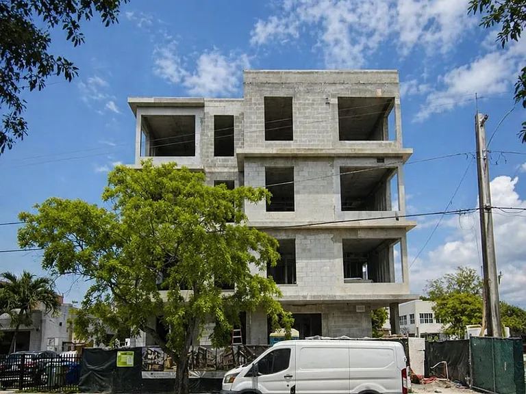 259 NW 33rd St #1 — Photo 3