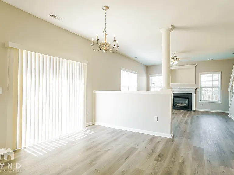 1209 Kinsfolk Cir — Photo 7