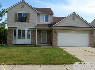 41052 Westfield Cir, Canton, MI 48188