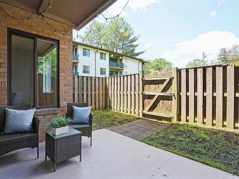 2842 Dover Ln #103 — Photo 13