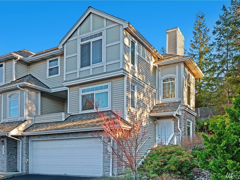 1st image of 6559 SE Cougar Mountain Way #4