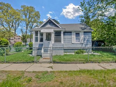 69 Eddy St, Springfield, MA, 01104