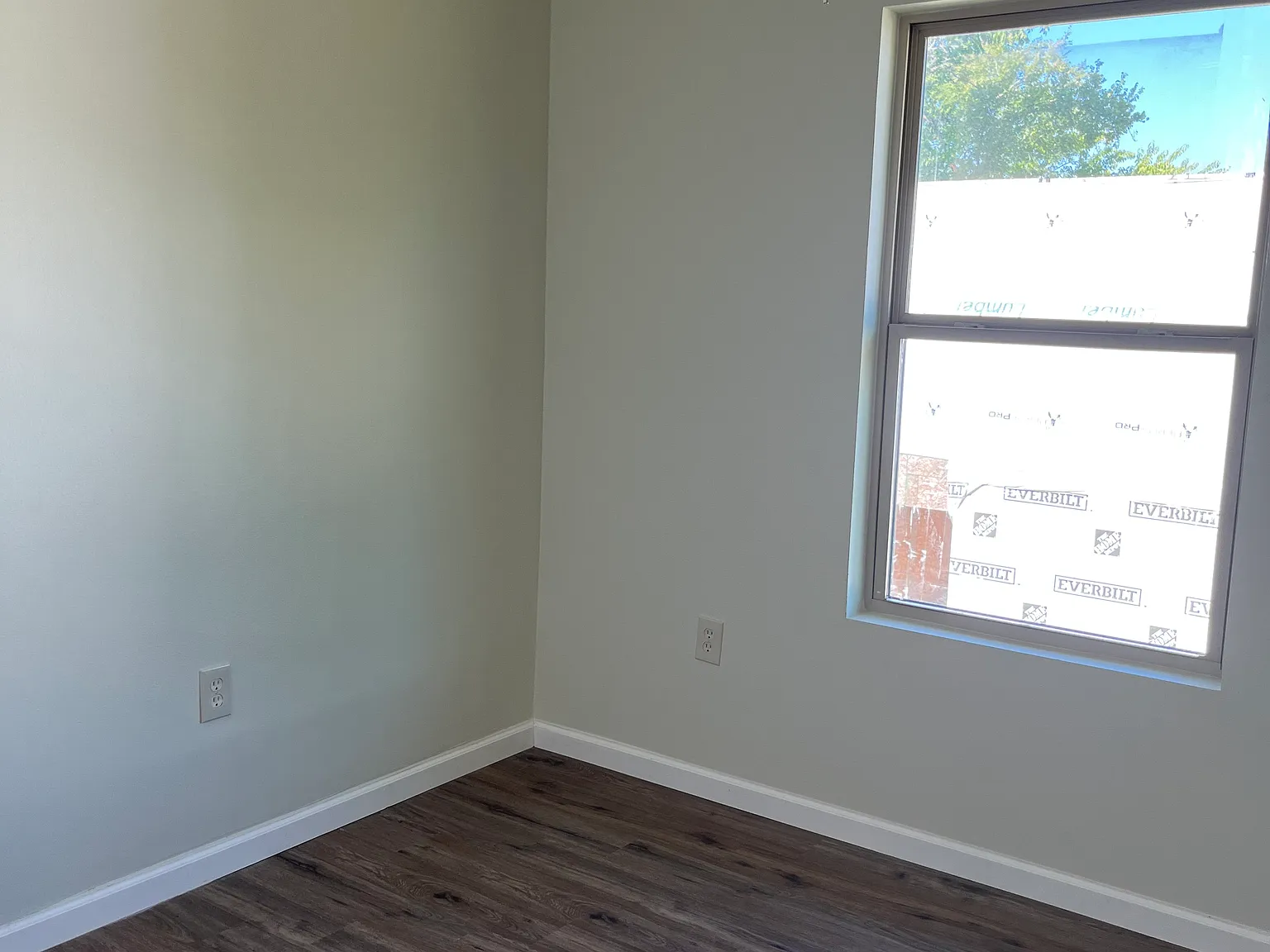 3 bed, $1,495 — Photo 3