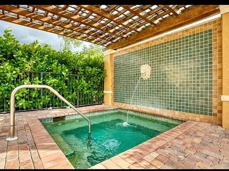 8736 River Homes Ln #7103 — Photo 4