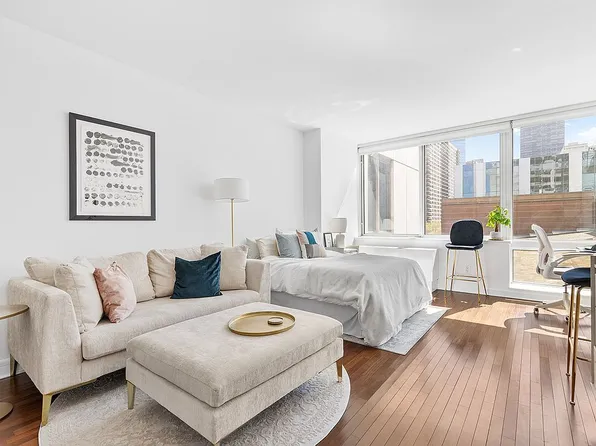 120 Riverside Blvd APT 8C, New York, NY 10069