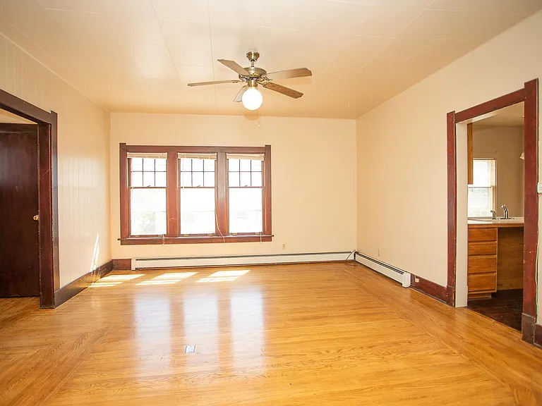 816 E Fremont St #A — Photo 3